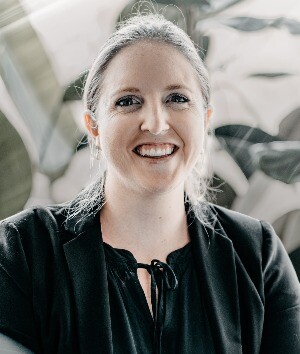 Fiona Macdonald